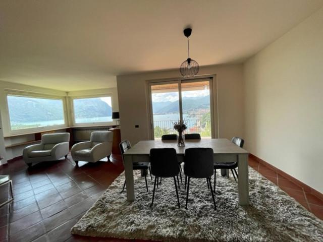 Villa Casa Caponetti Costa Volpino Esterno foto